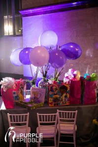 purple balloon princess party table